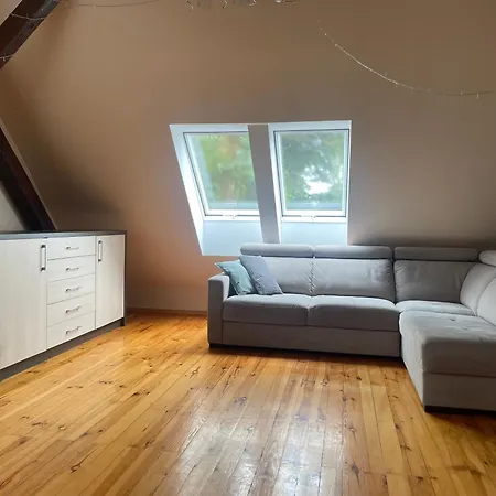 Mieszkanie 3-pokojowe Apartment